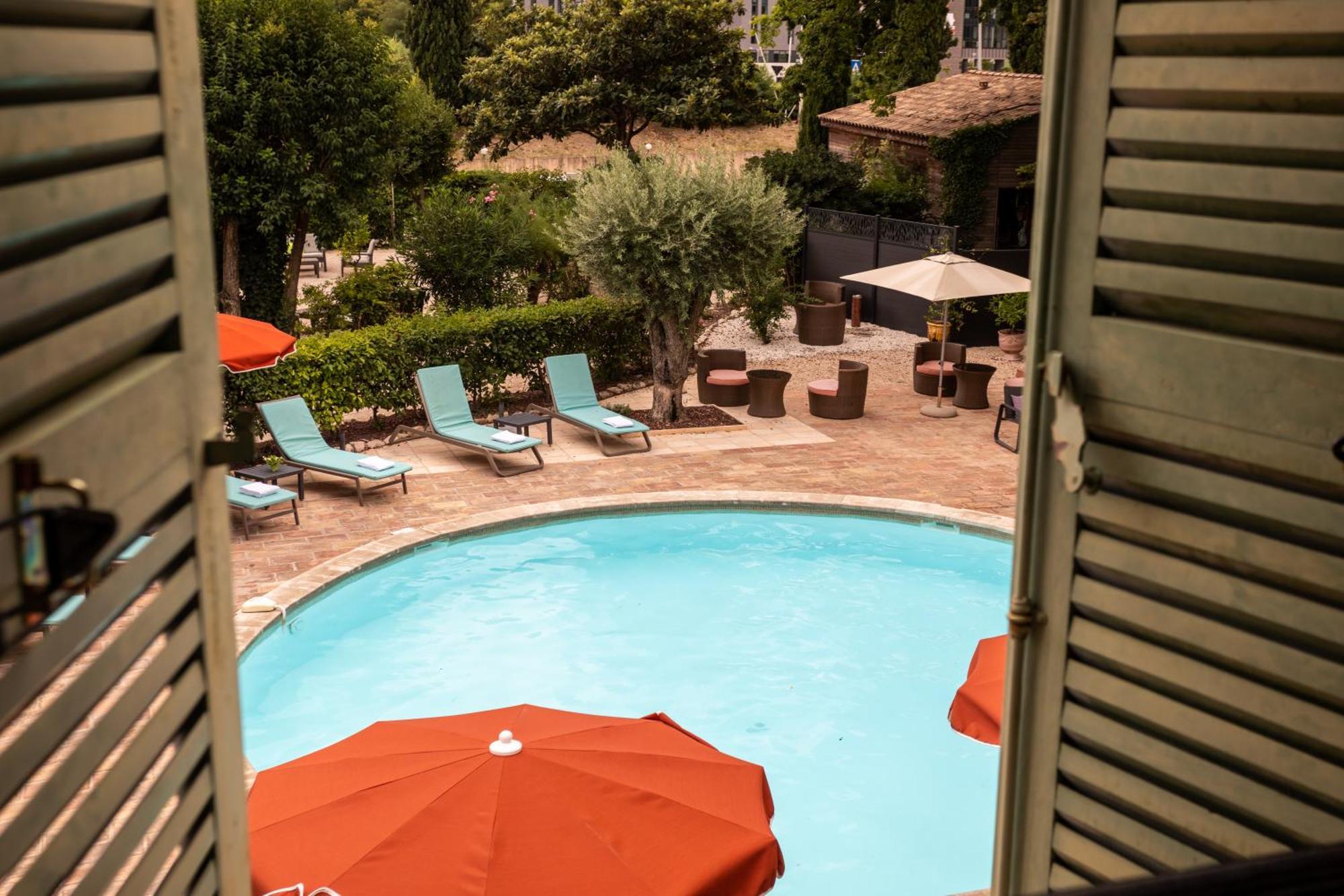 Best Western L'Orangerie Nimes Exterior photo